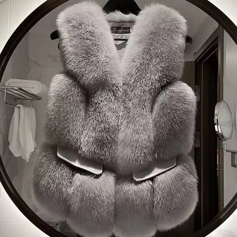 Fourrure Sans Manches GRIANI – Chic & Tendance