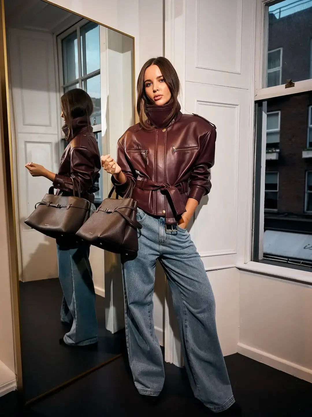 Veste Taille Cintrée GRIANI – Chic & Bordeaux Tendance